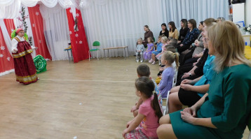 Клуб «Семейная театралия» Клуб «Семейная театралия».